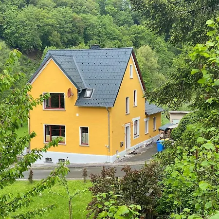 Kleine-radoase, Ruhiges Oekologisch Renoviertes Doppelzimmer Bed and breakfast